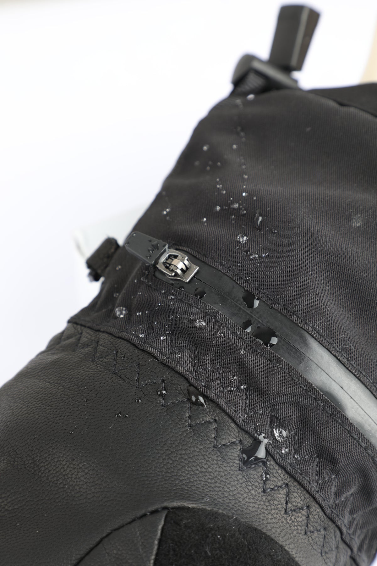 Icespheric™ IcePro Alpine - Thermal Heated Mitten Gloves